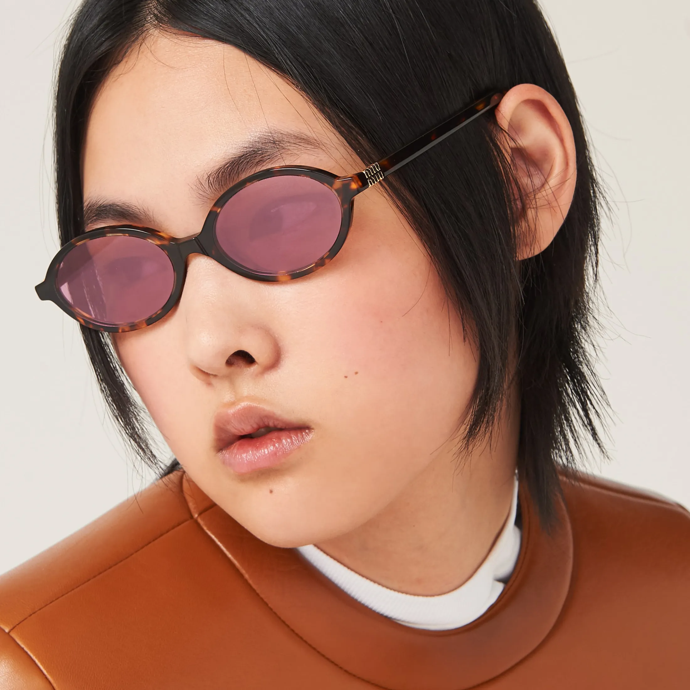 Amaranth Lenses Miu Regard Sunglasses | Miu Miu