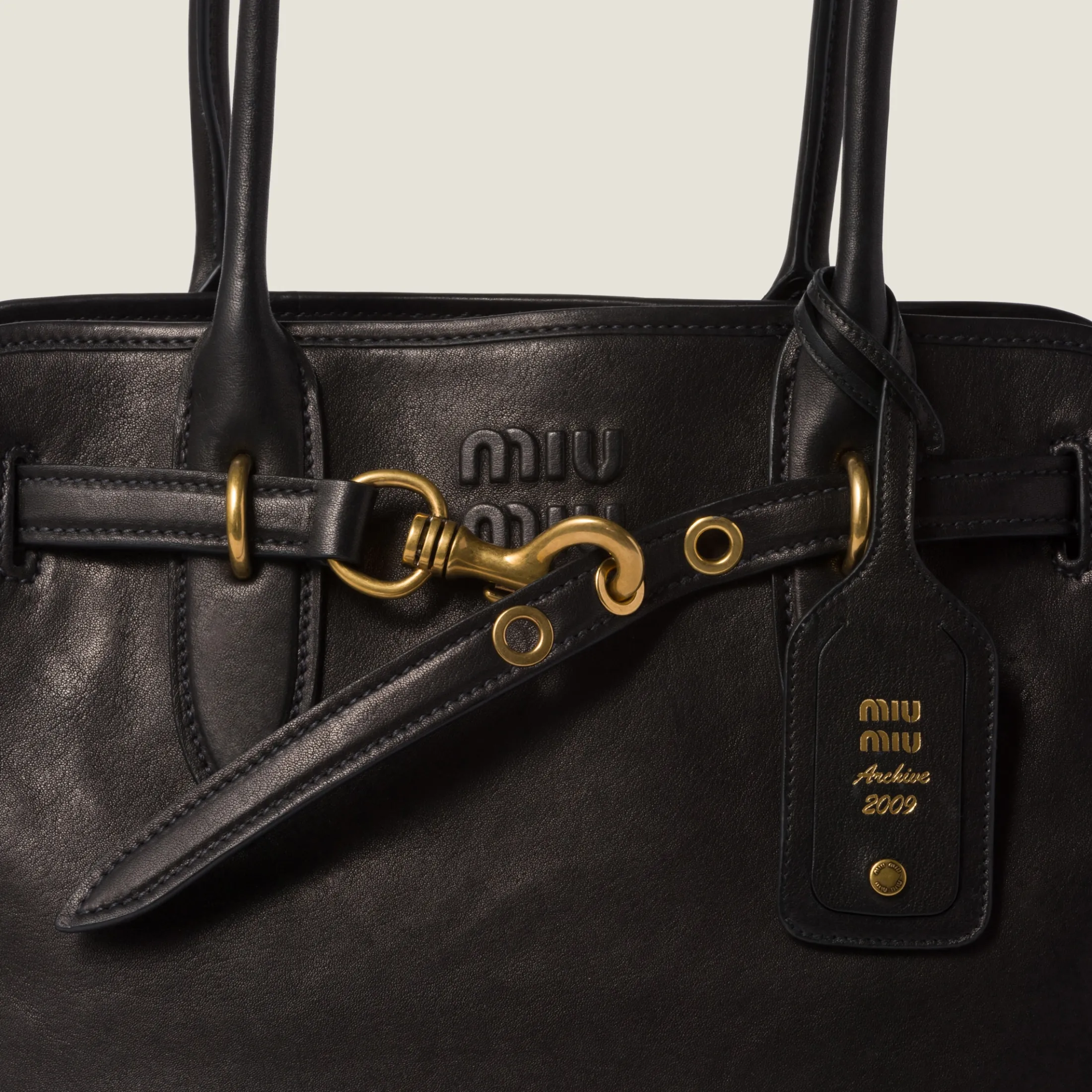 Black Aventure Nappa Leather Bag | Miu Miu