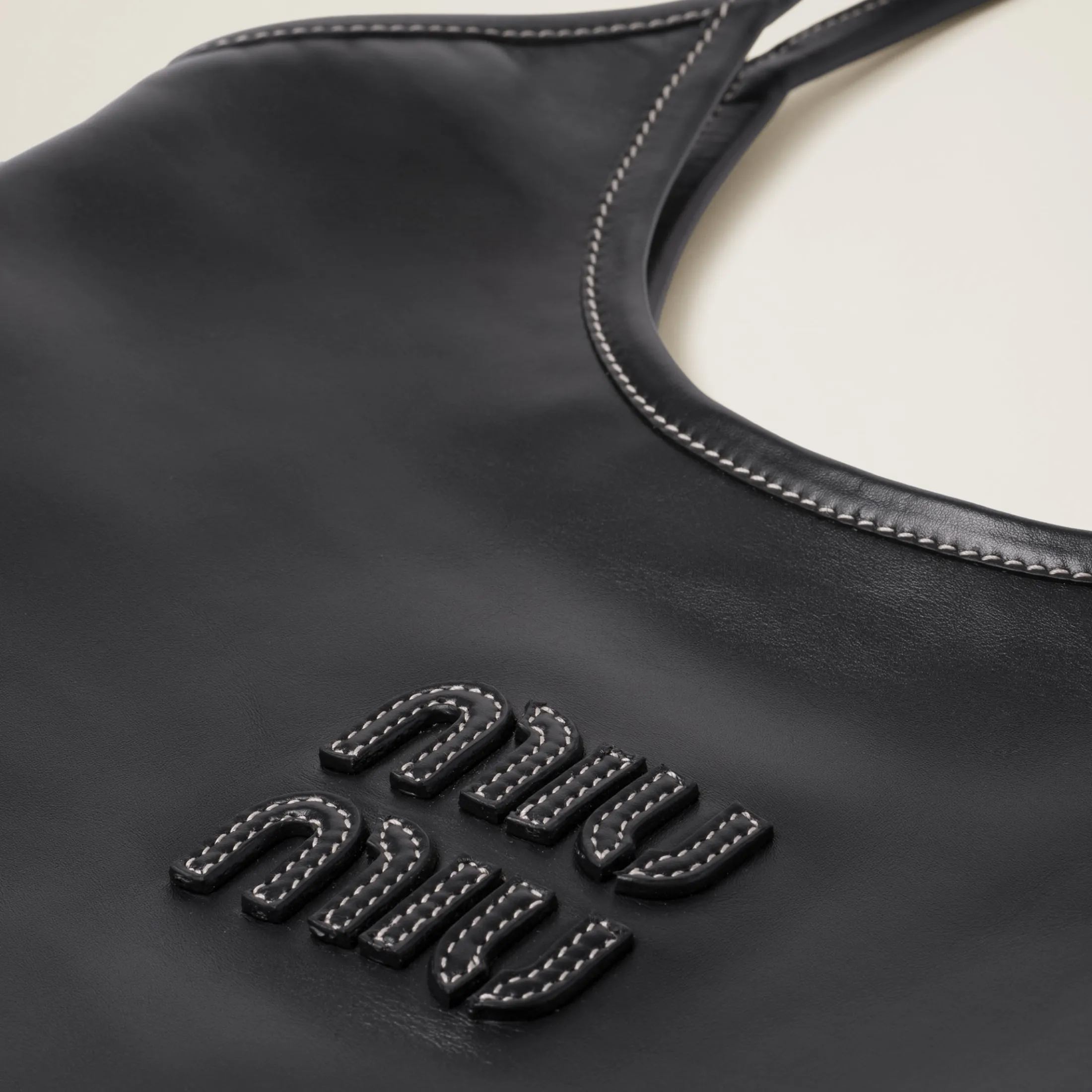 Black Ivy Leather Bag | Miu Miu