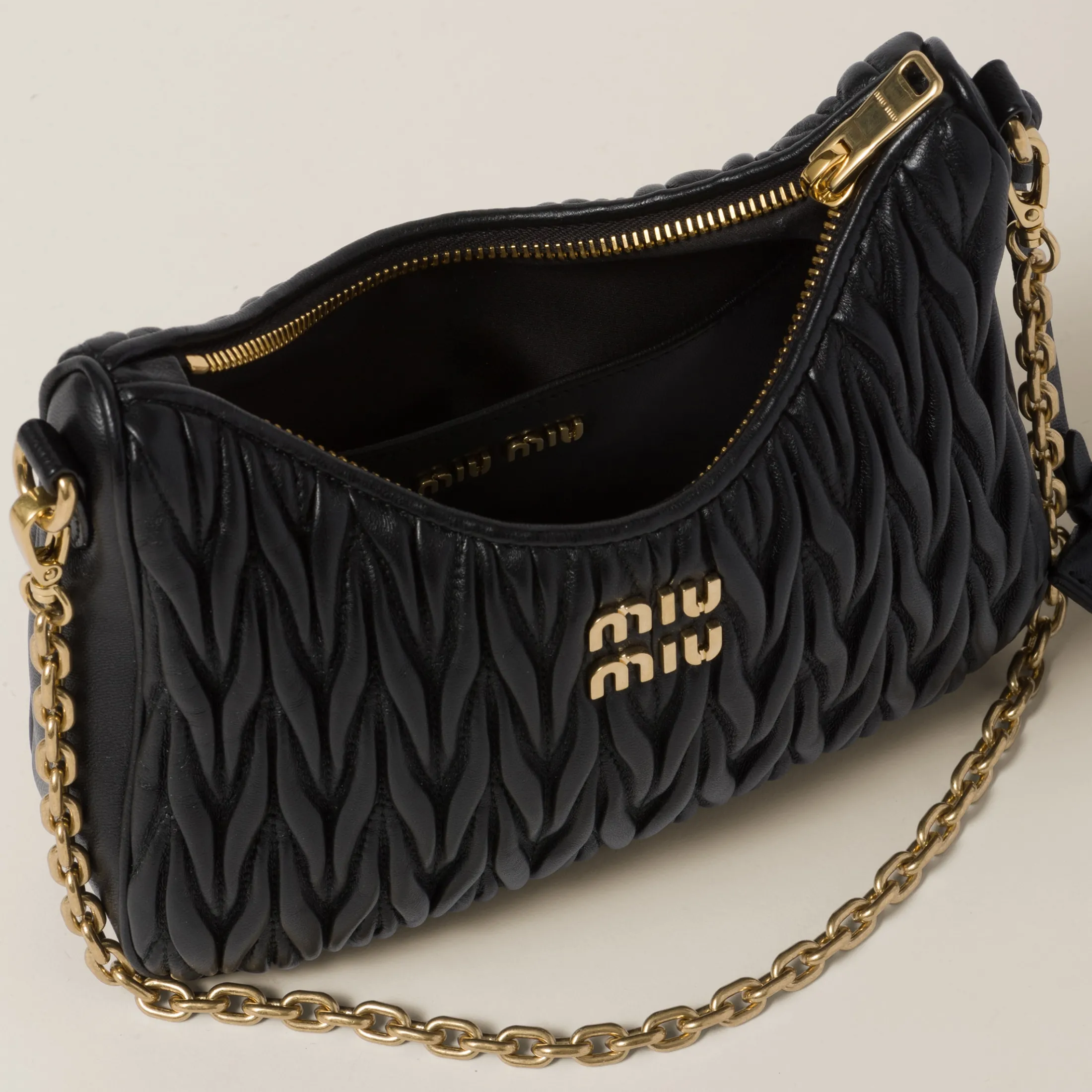 Black Matelassé Nappa Leather Shoulder Bag | Miu Miu