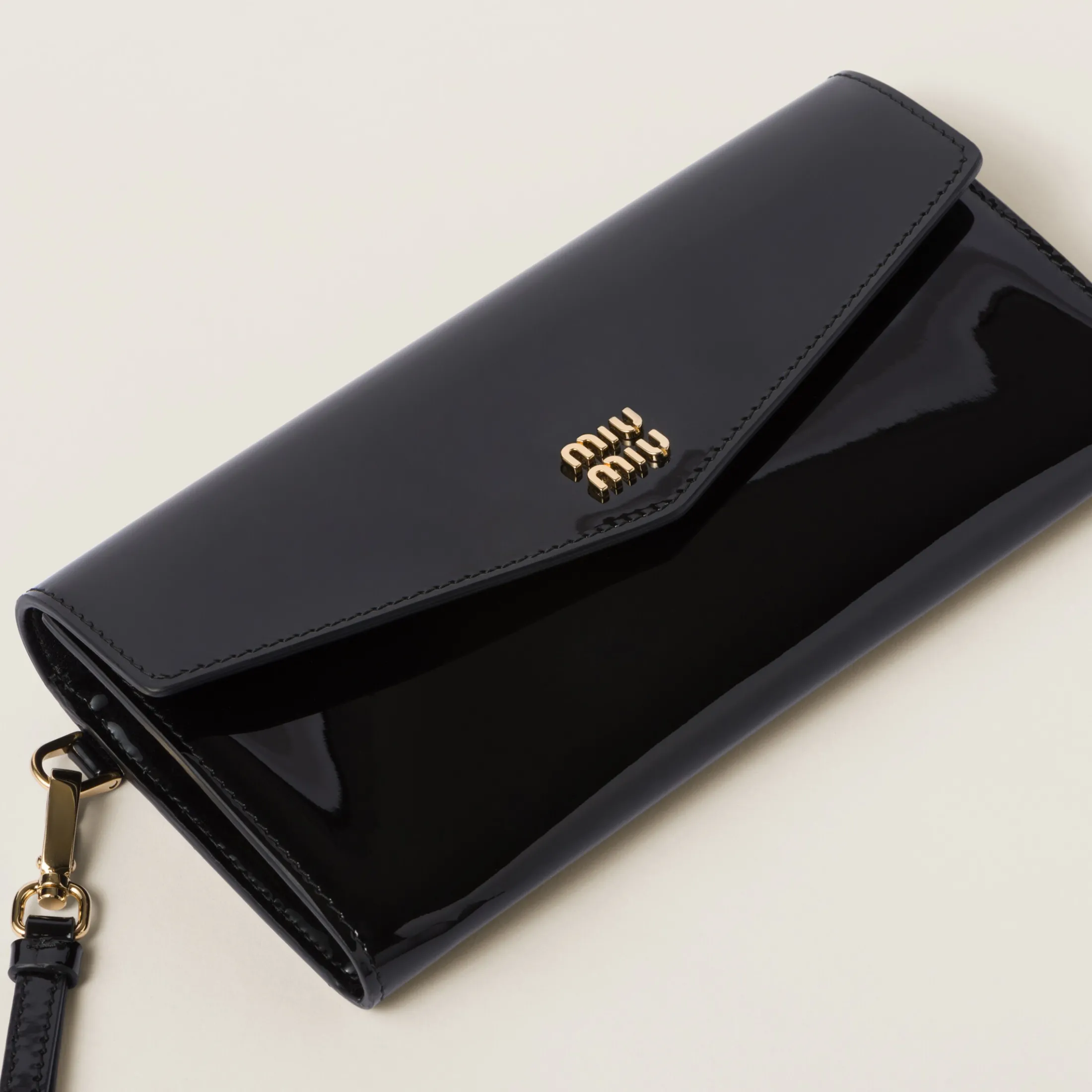 Black/red Patent Leather Card Holder | Miu Miu
