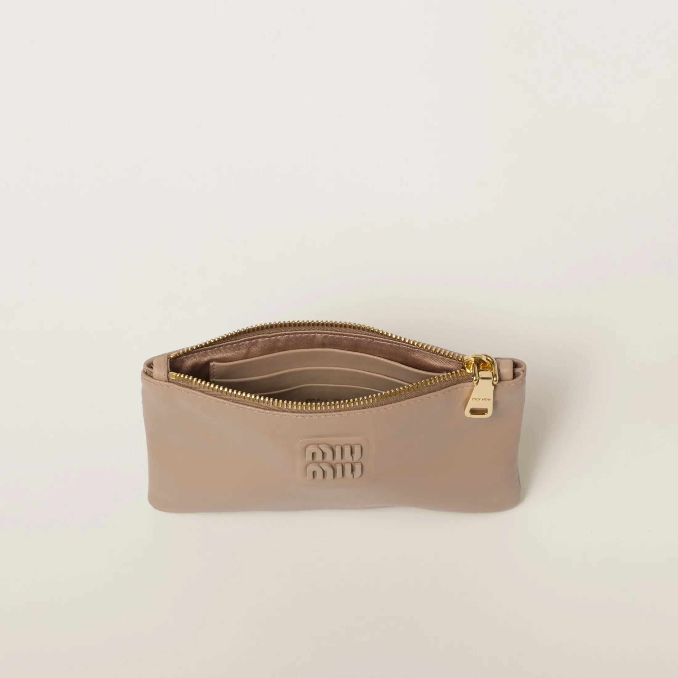 Cameo Leather Envelope Pouch | Miu Miu