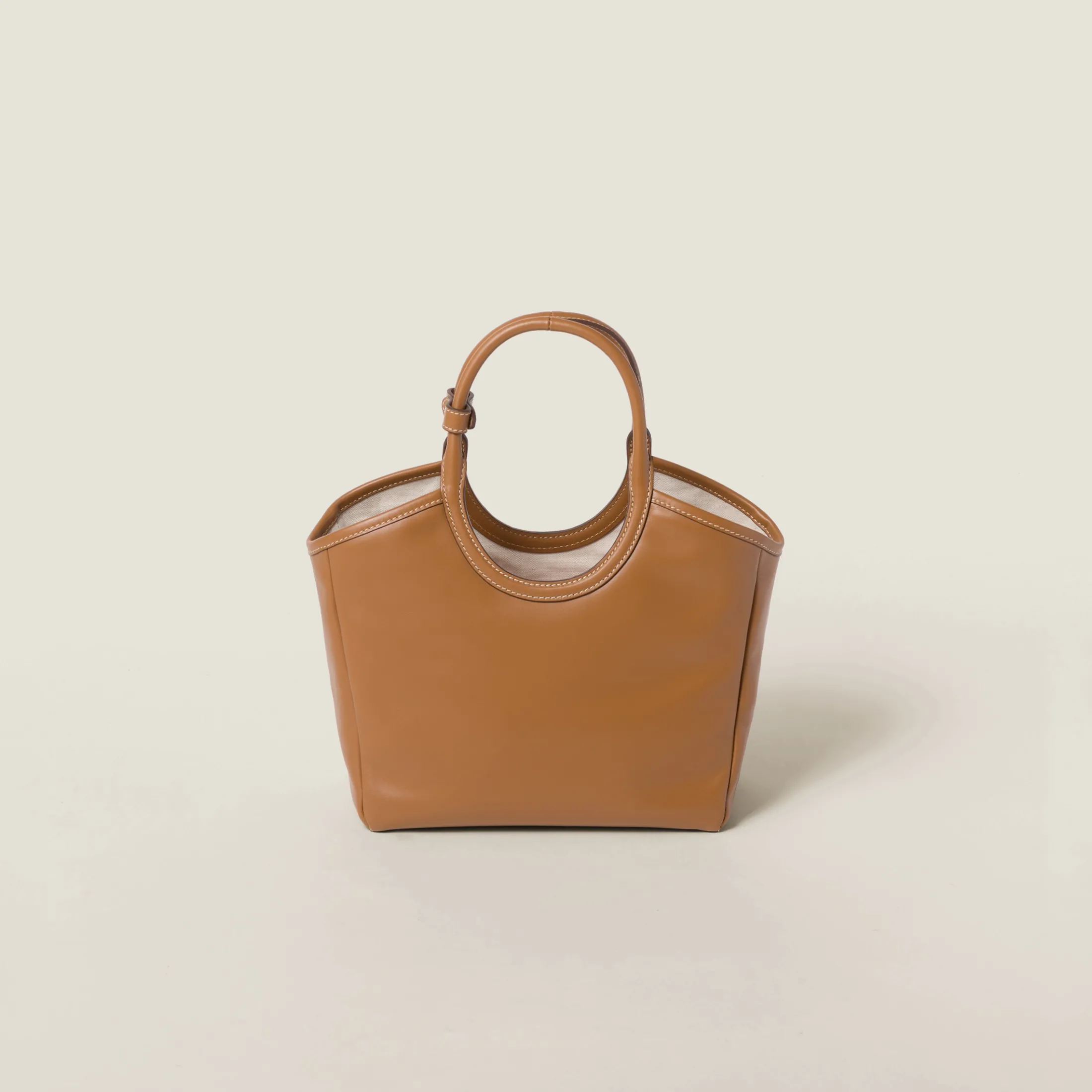 Caramel Ivy Leather Bag | Miu Miu