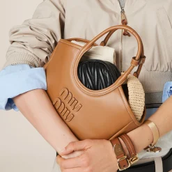 Caramel Ivy Leather Bag | Miu Miu
