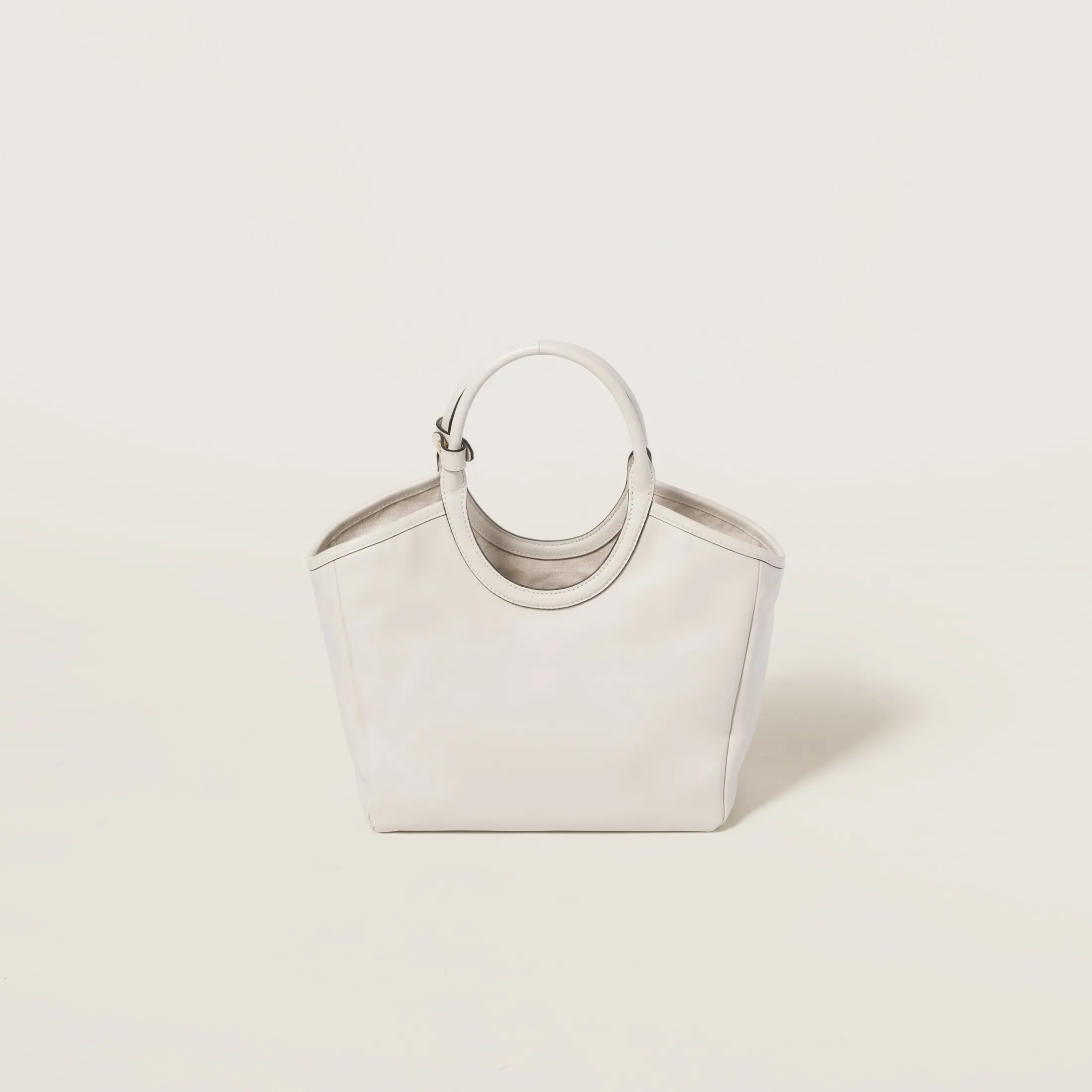 Chalk White Ivy Leather Bag | Miu Miu