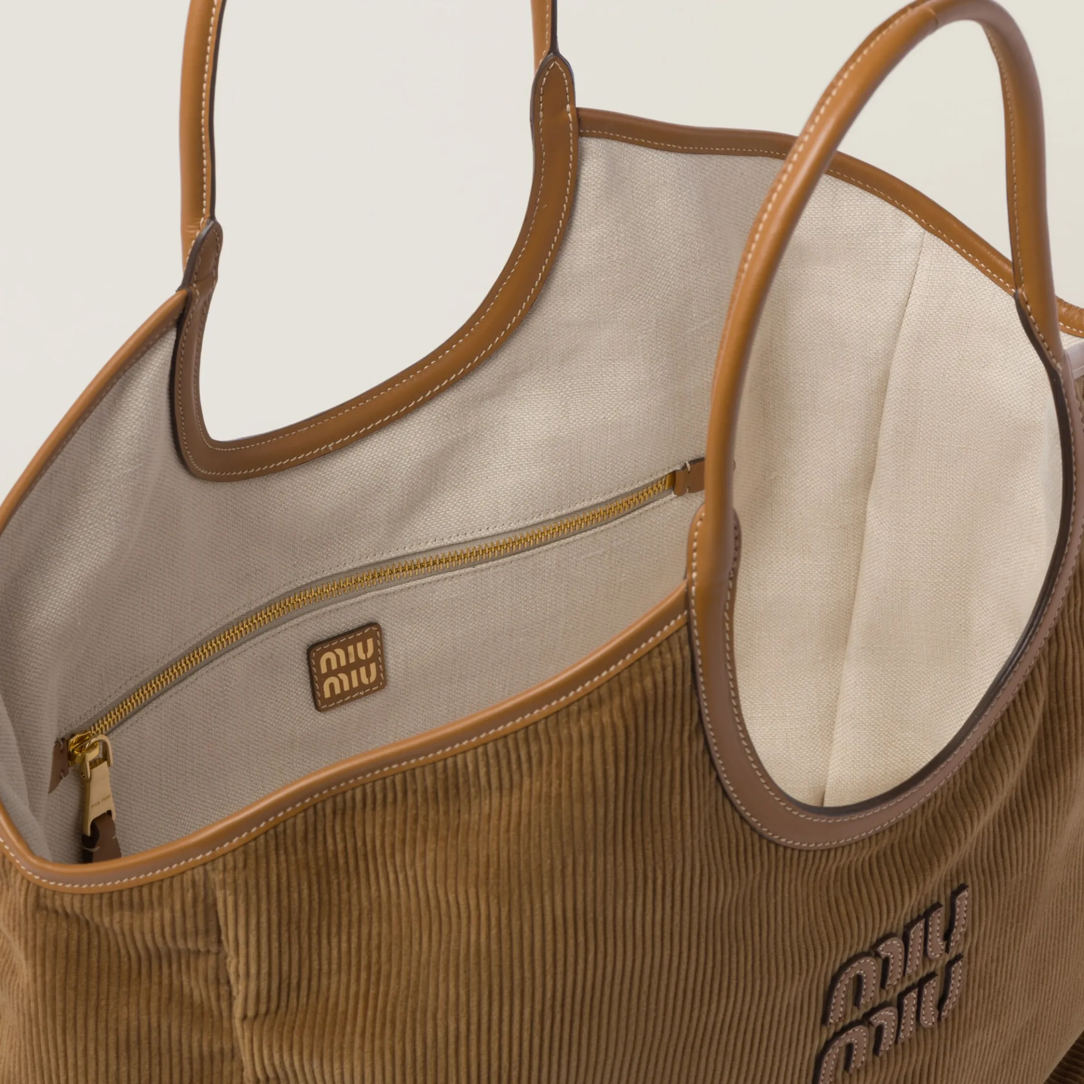 Cinnamon Ivy Corduroy Bag | Miu Miu