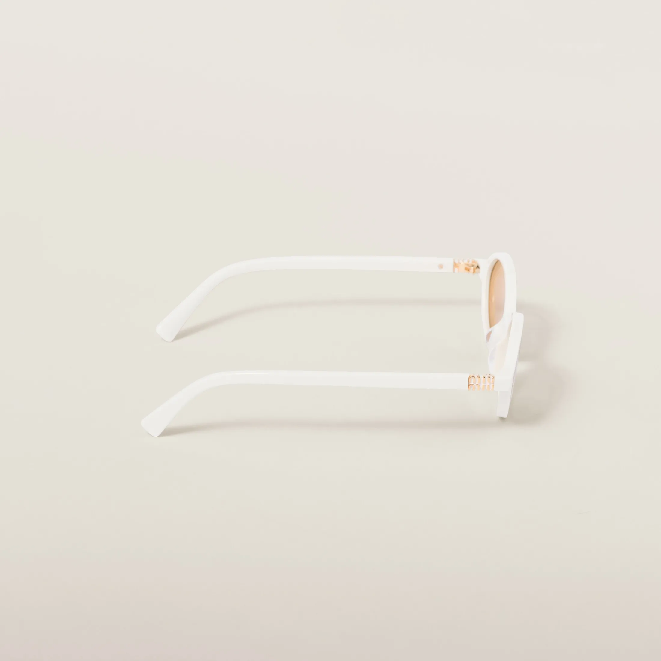 Loquat Lenses Miu Regard Sunglasses | Miu Miu