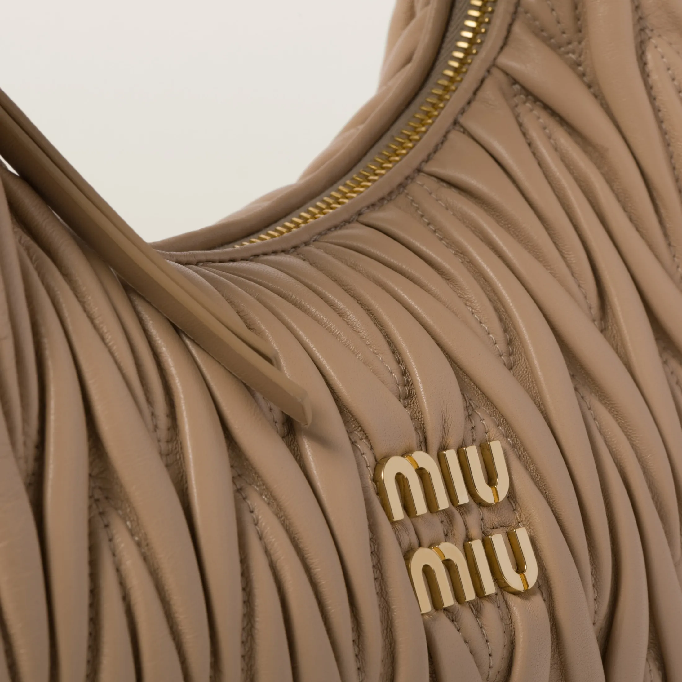 Sand Beige Wander Matelassé Nappa Leather Hobo Bag | Miu Miu